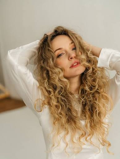 Ангеліна Текучева