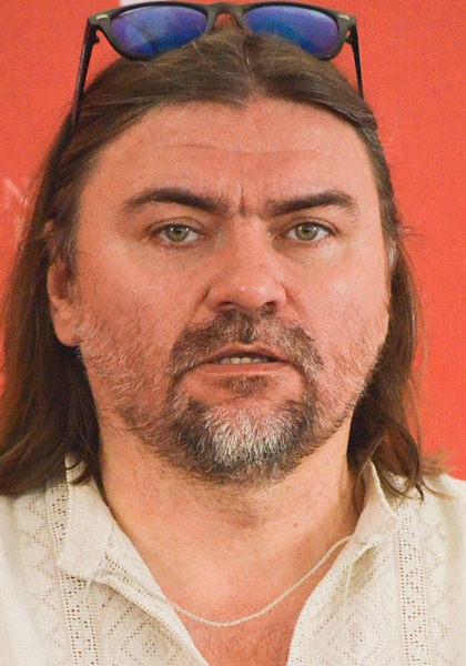 Олесь Санін